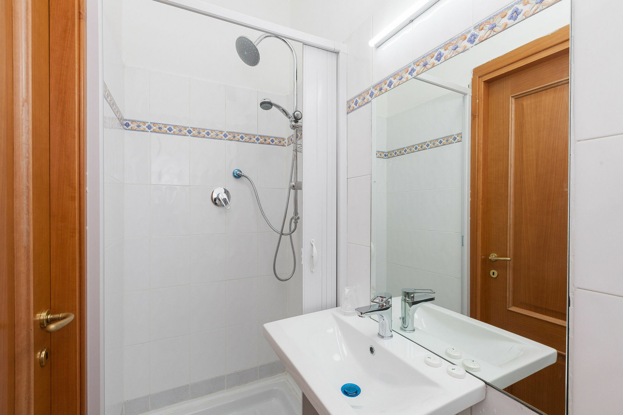 Guest house Ora *